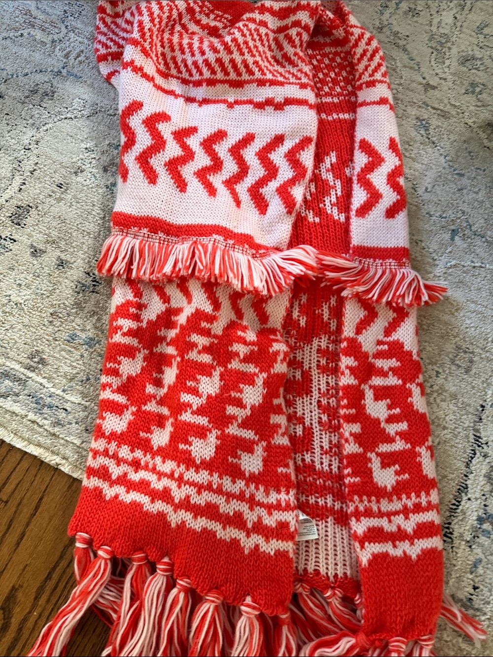 Red & White Patterned Women's Fringe Sweater Scarf